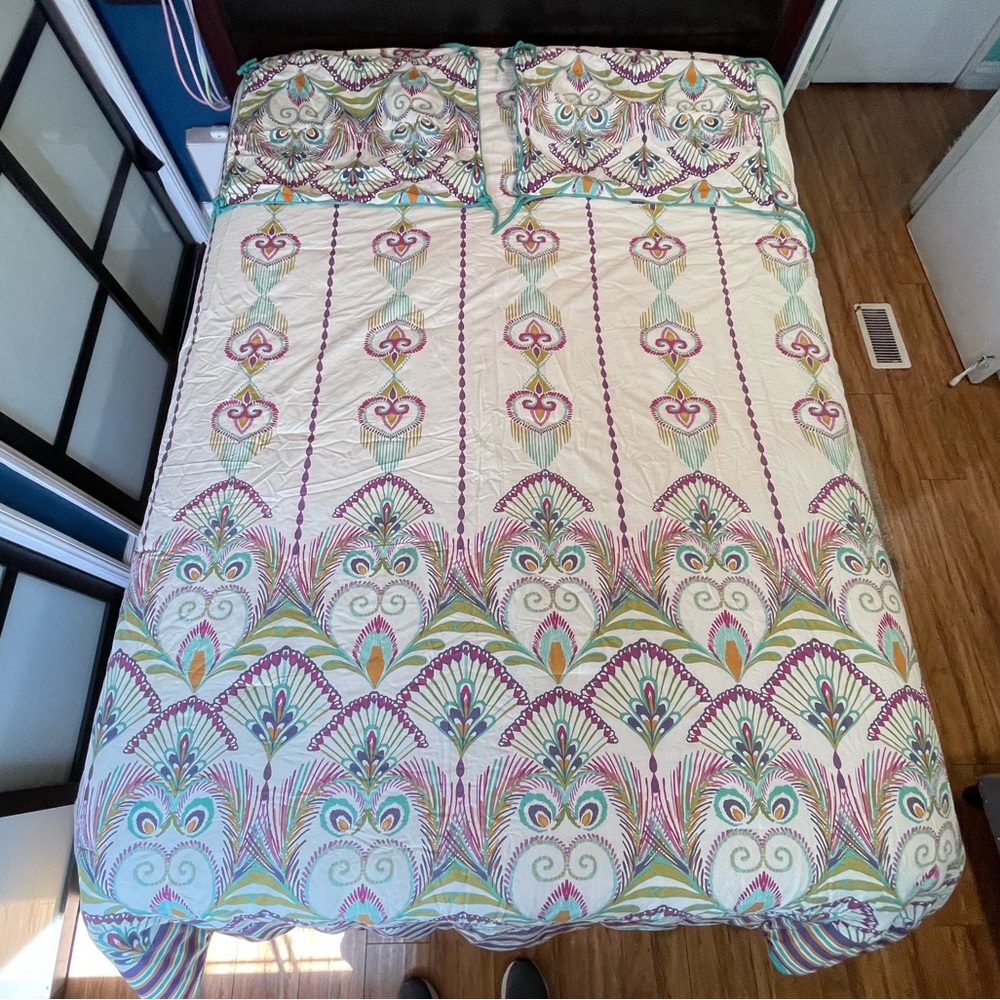 Boho Boutique “Beach Babe” Reversible Comforter Set.